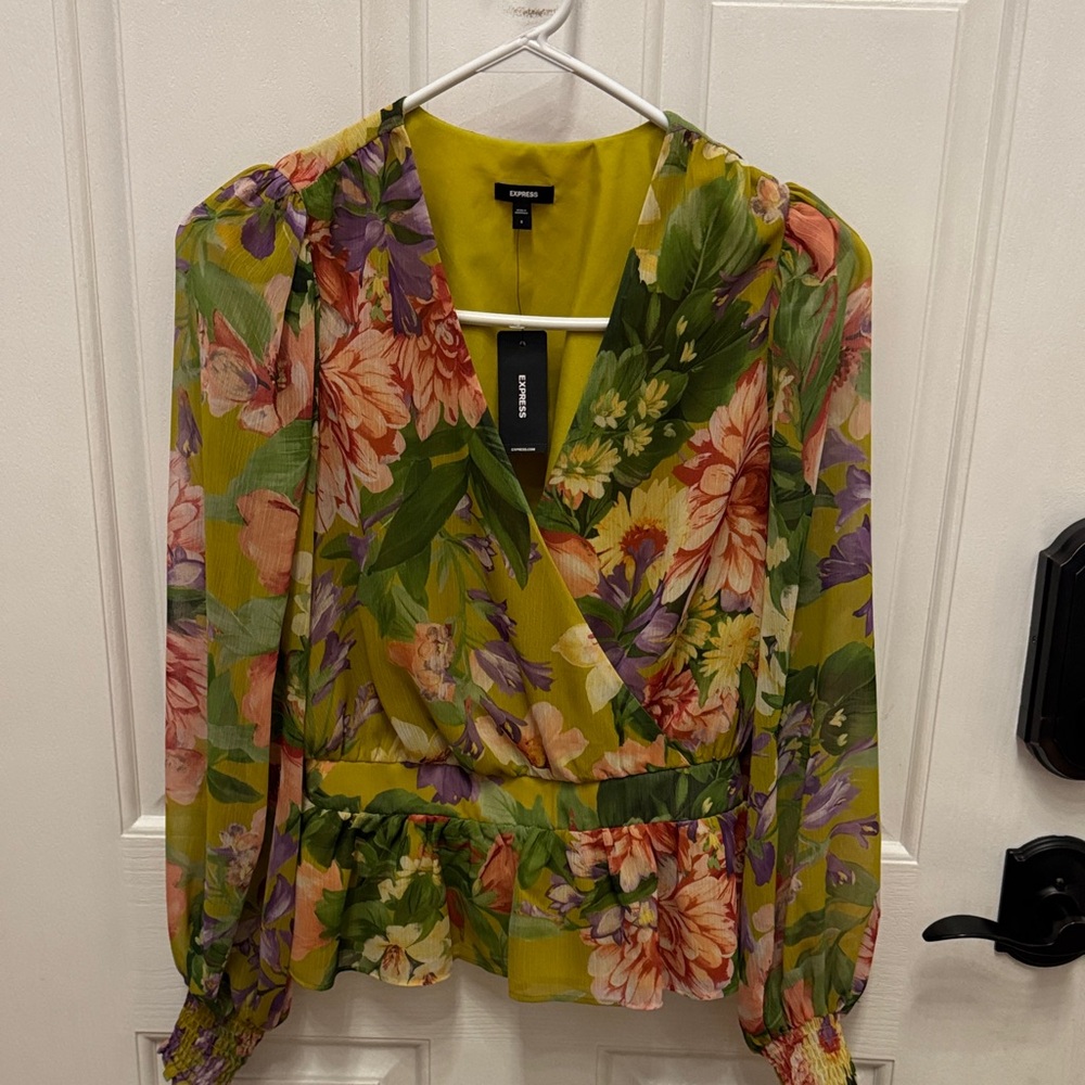 Express Floral Blouse size S